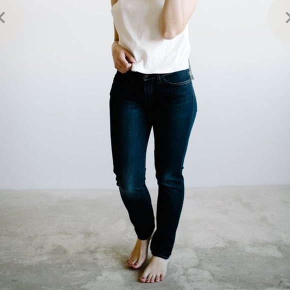 Imogene + Willie Lucy Low Rise Skinny Jeans Size 25R Dark Blue - Picture 2 of 15